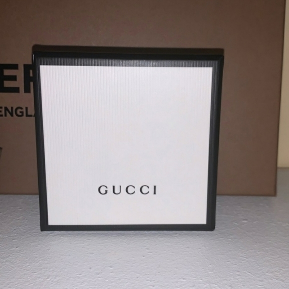 Authentic Gucci GG Double G Bar Toggle Necklace - Picture 3 of 11